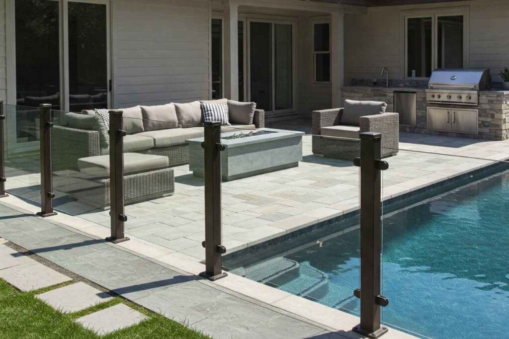 Semi frameless glass
