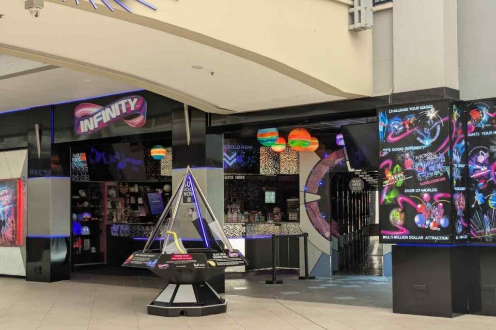 Infinity Attraction