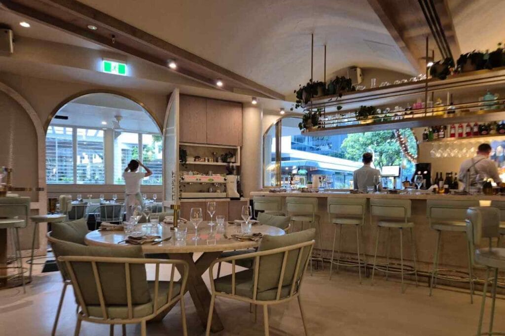 Kōst Bar and Grill